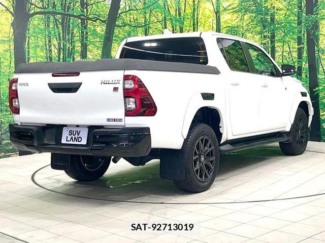 Toyota HILUX 2021-12 7902708-16