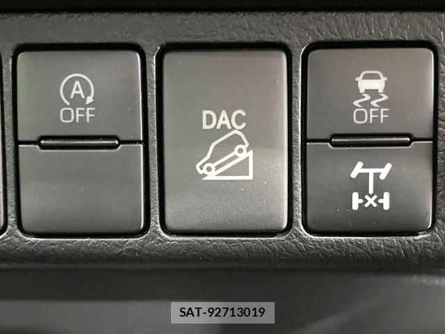 Toyota HILUX 2021-12 7902708-7