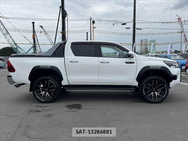 Toyota HILUX 2021-01 7962018-11