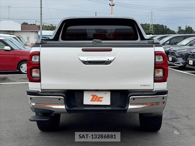 Toyota HILUX 2021-01 7962018-13