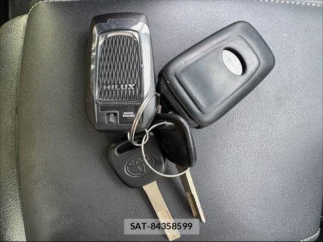 Toyota HILUX 2021-11 7962021-5