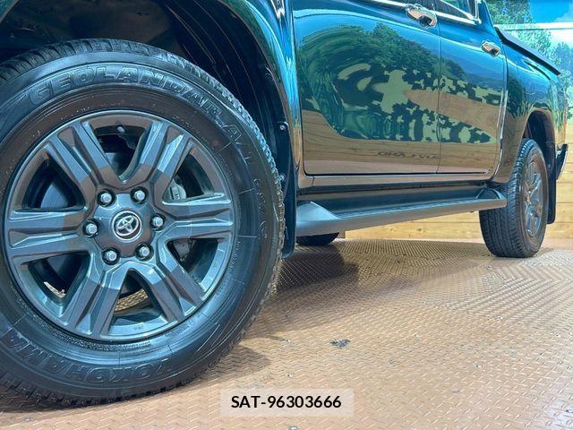 Toyota HILUX 2022-07 7962016-11