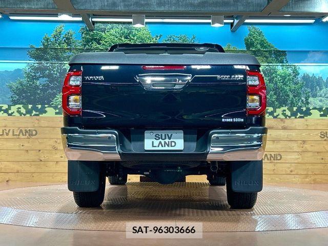Toyota HILUX 2022-07 7962016-13