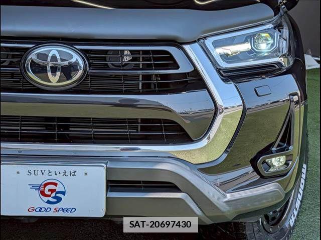 Toyota HILUX 2023-04 7962015-19