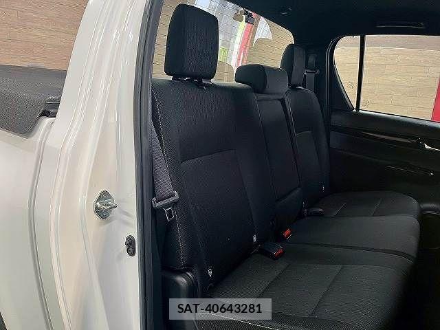 Toyota HILUX 2019-09 7962017-9