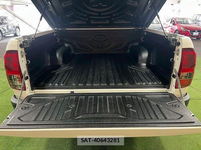 Toyota HILUX 2019-09 7962017-19
