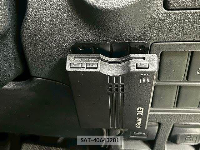 Toyota HILUX 2019-09 7962017-7