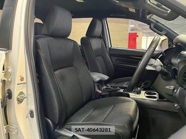 Toyota HILUX 2019-09 7962017-8