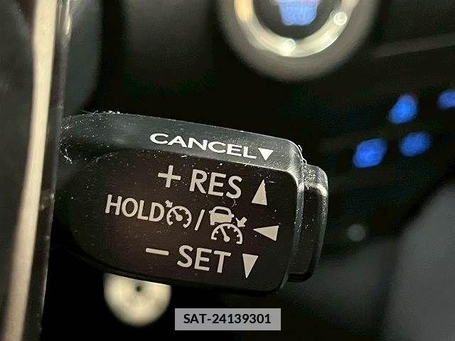 Toyota HILUX 2023-10 7962014-6
