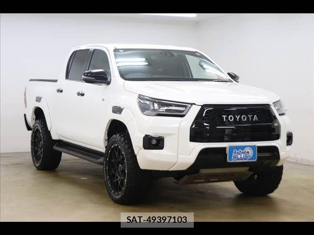 Toyota HILUX 2023-04 7979461-17