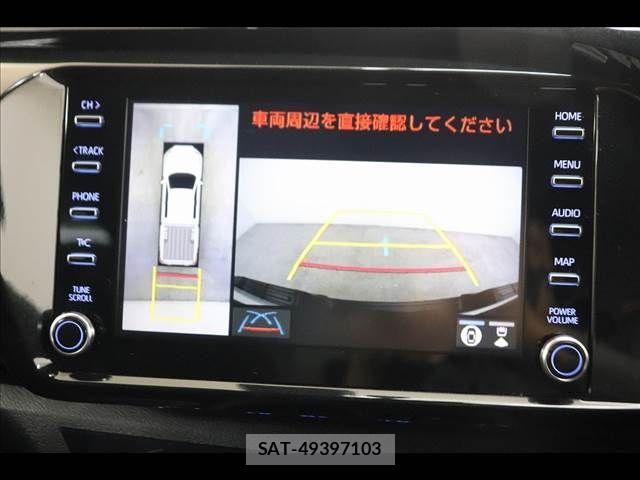 Toyota HILUX 2023-04 7979461-2
