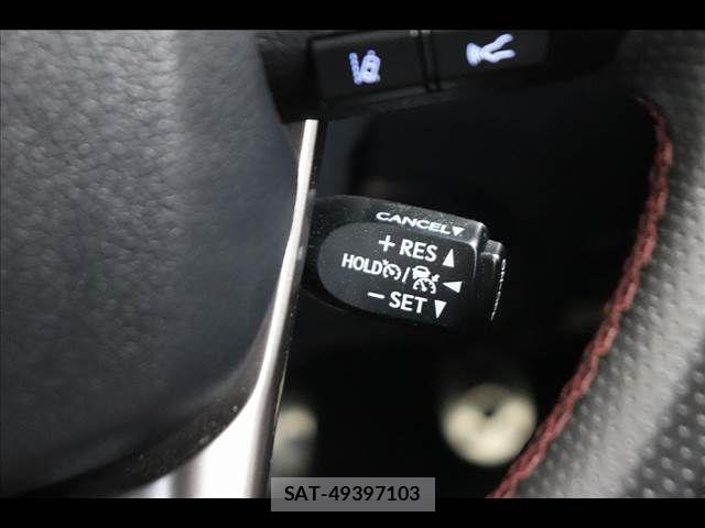 Toyota HILUX 2023-04 7979461-5