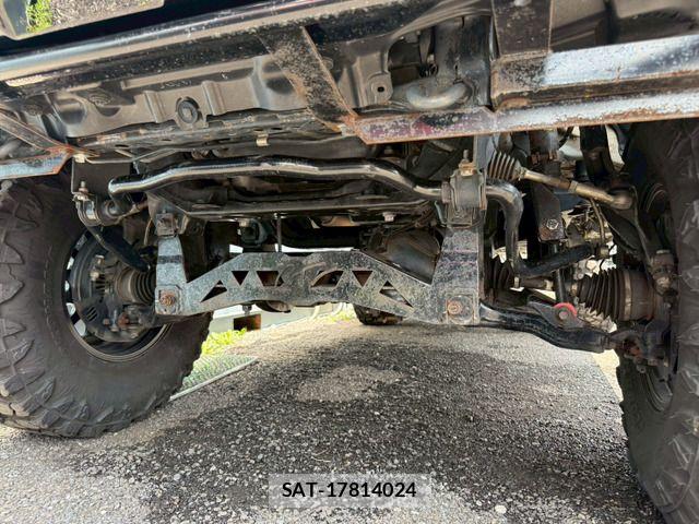 Toyota HILUX 2022-05 7979452-8