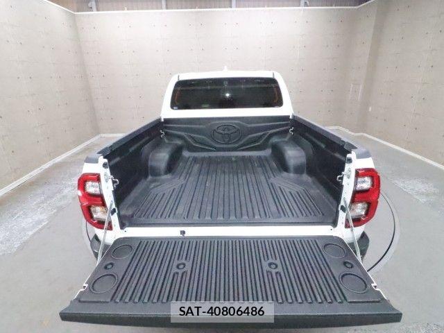 Toyota HILUX 2023-03 7979462-9