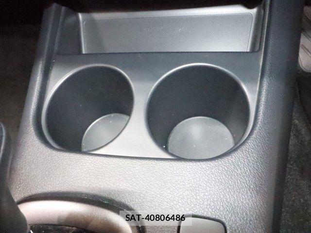 Toyota HILUX 2023-03 7979462-19