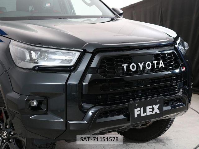 Toyota HILUX 2022-01 7979460-15