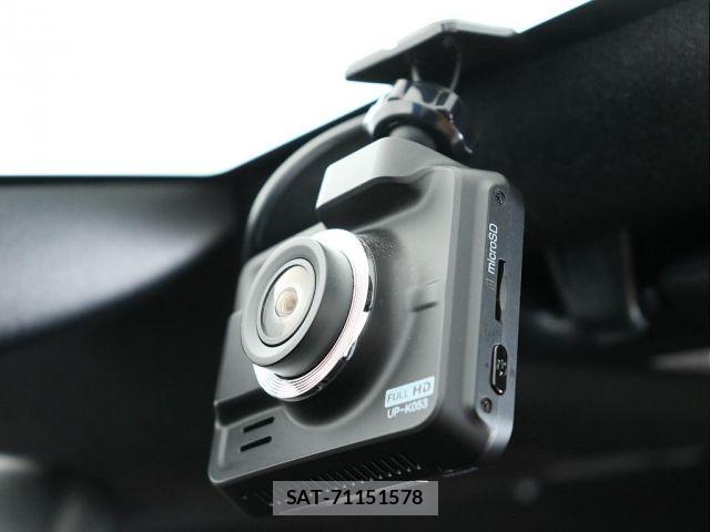 Toyota HILUX 2022-01 7979460-19