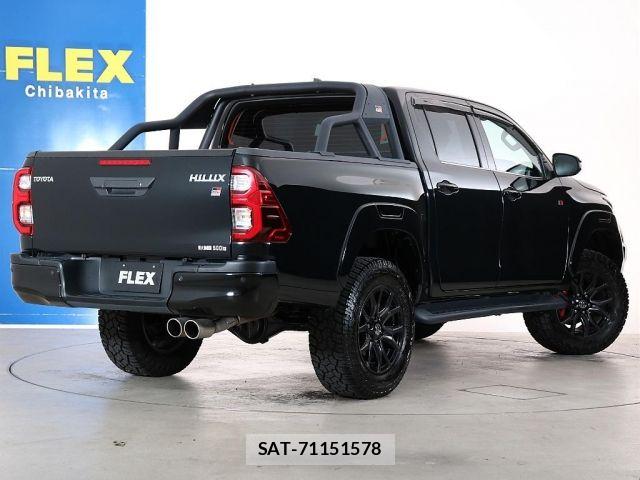 Toyota HILUX 2022-01 7979460-3