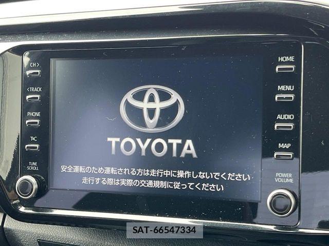 Toyota HILUX 2022-03 7979463-2