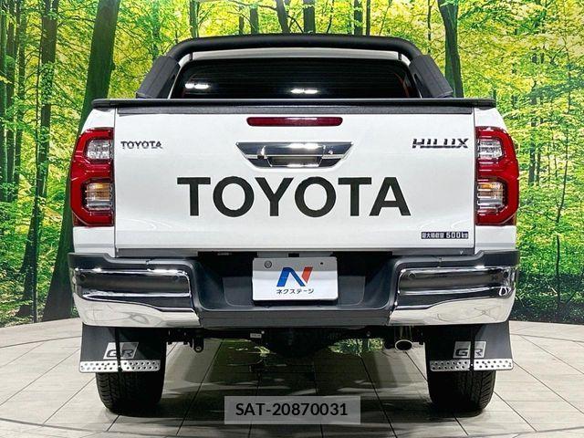 Toyota HILUX 2022-08 7979464-14