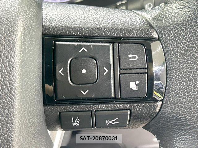 Toyota HILUX 2022-08 7979464-5