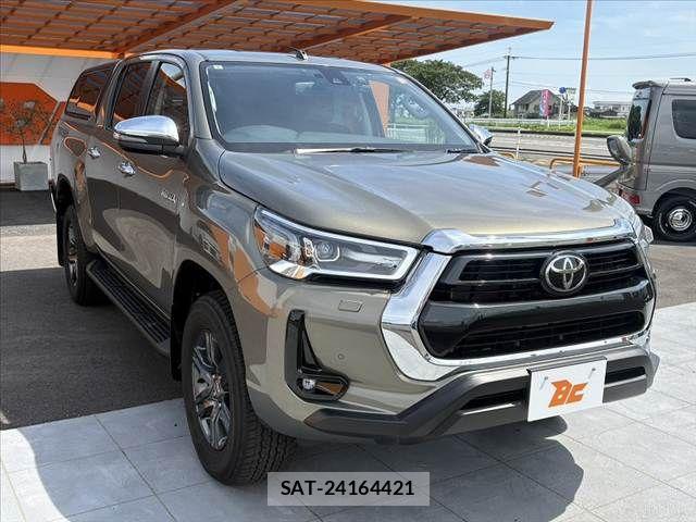 Toyota HILUX 2021-07 8035967-9