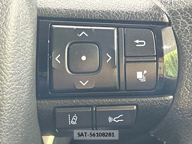 Toyota HILUX 2021-04 8074004-5