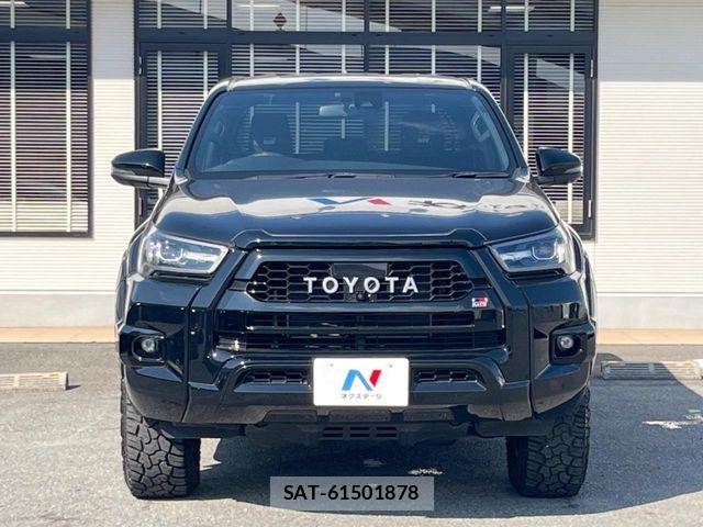 Toyota HILUX 2022-10 8074003-15