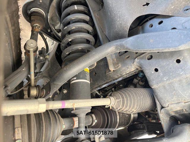 Toyota HILUX 2022-10 8074003-19
