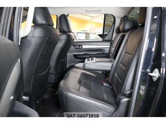 Toyota HILUX 2022-01 8099591-18