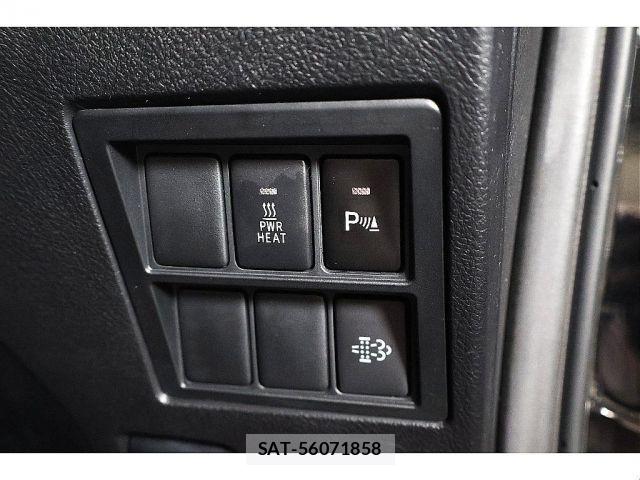 Toyota HILUX 2022-01 8099591-5