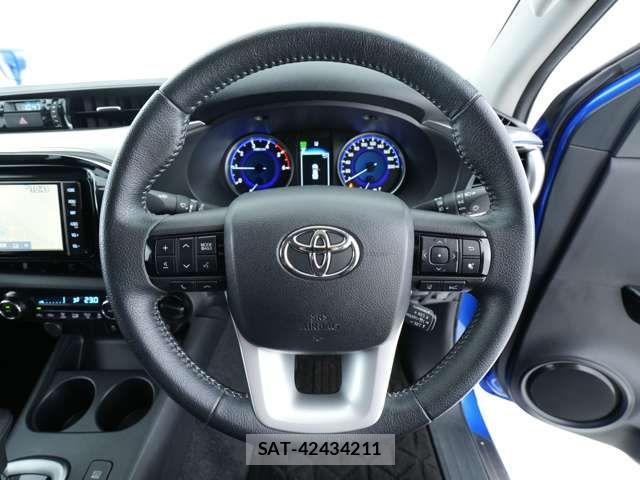 Toyota HILUX 2019-11 8099598-9