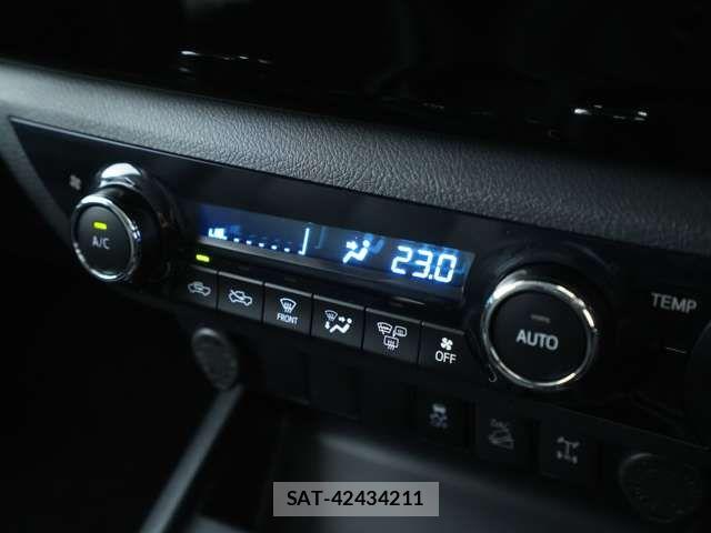 Toyota HILUX 2019-11 8099598-11