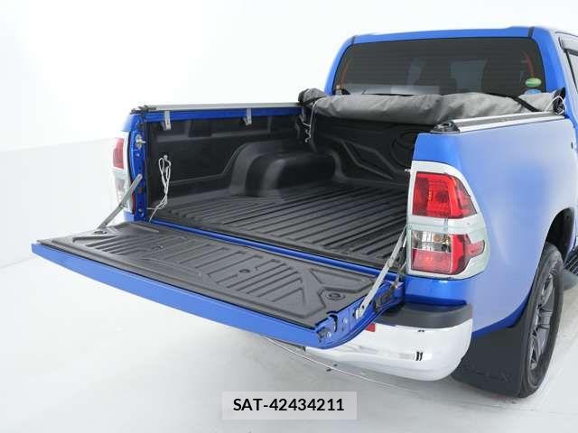 Toyota HILUX 2019-11 8099598-16