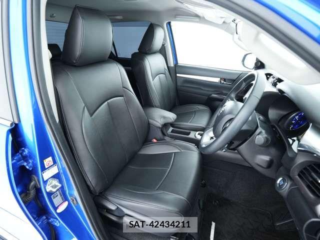Toyota HILUX 2019-11 8099598-6