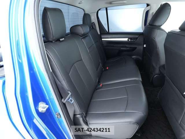 Toyota HILUX 2019-11 8099598-7
