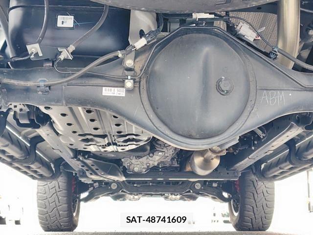 Toyota HILUX 2024-08 8099593-16