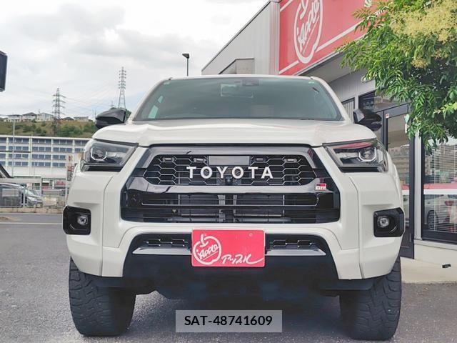 Toyota HILUX 2024-08 8099593-1
