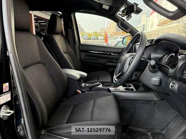 Toyota HILUX 2019-05 8099596-15