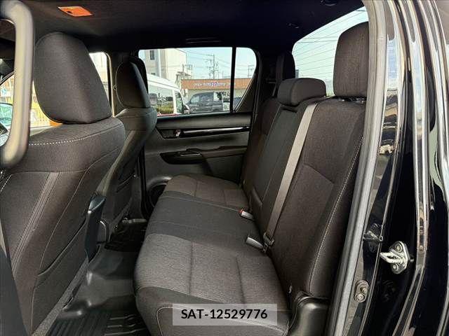 Toyota HILUX 2019-05 8099596-18