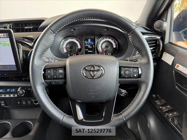 Toyota HILUX 2019-05 8099596-20