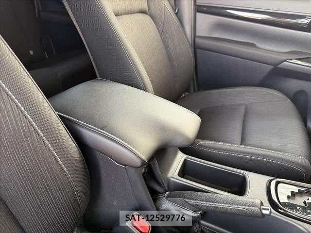 Toyota HILUX 2019-05 8099596-28