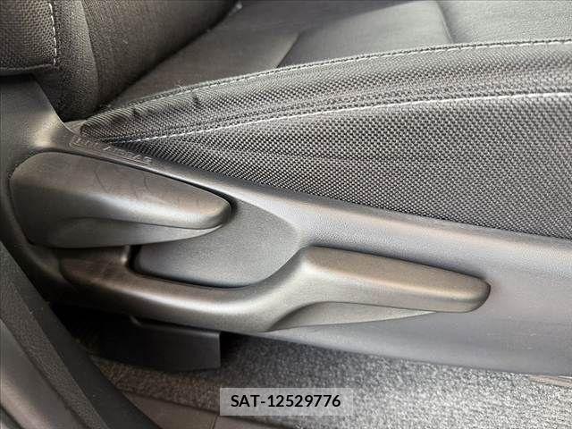Toyota HILUX 2019-05 8099596-29