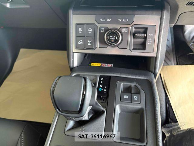 Toyota HILUX 2026-07 8099589-16