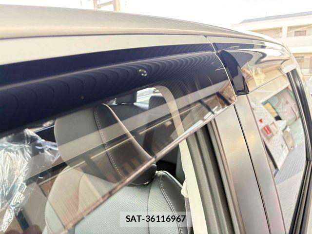 Toyota HILUX 2026-07 8099589-24