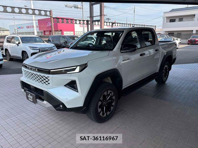 Toyota HILUX 2026-07 8099589-2