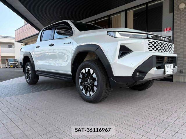 Toyota HILUX 2026-07 8099589-3