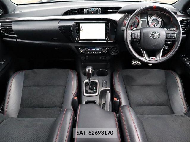 Toyota HILUX 2023-01 8099590-2