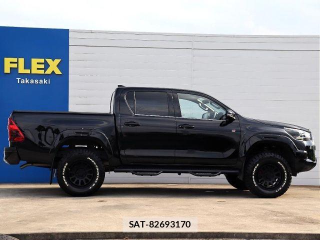 Toyota HILUX 2023-01 8099590-3