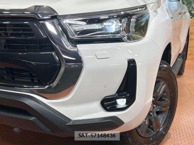 Toyota HILUX 2023-02 8099597-11